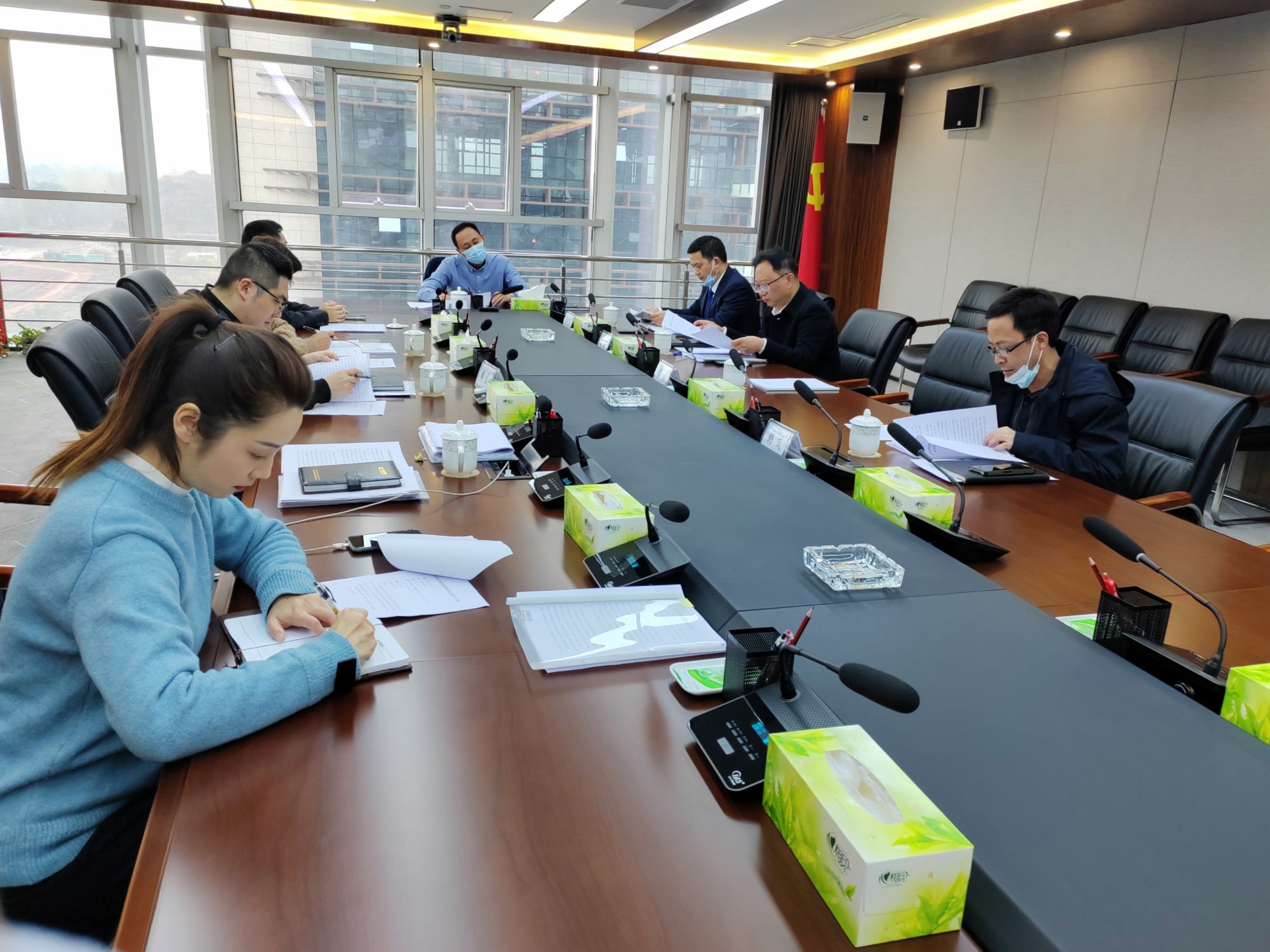 自貢高投集團公司黨委傳達學(xué)習市委十三屆四次全會(huì )精神
